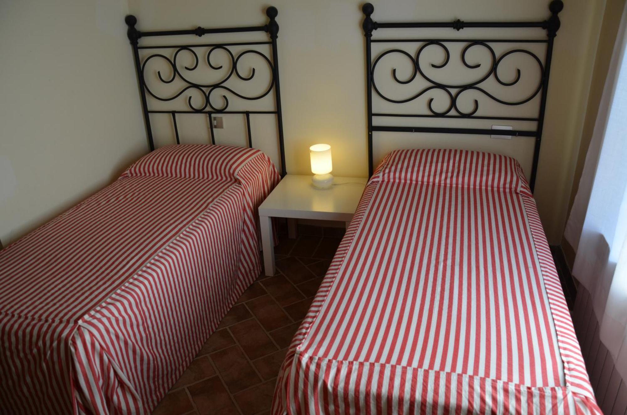 Agriturismo Sant'Alfredo Monteroni dʼArbia Δωμάτιο φωτογραφία