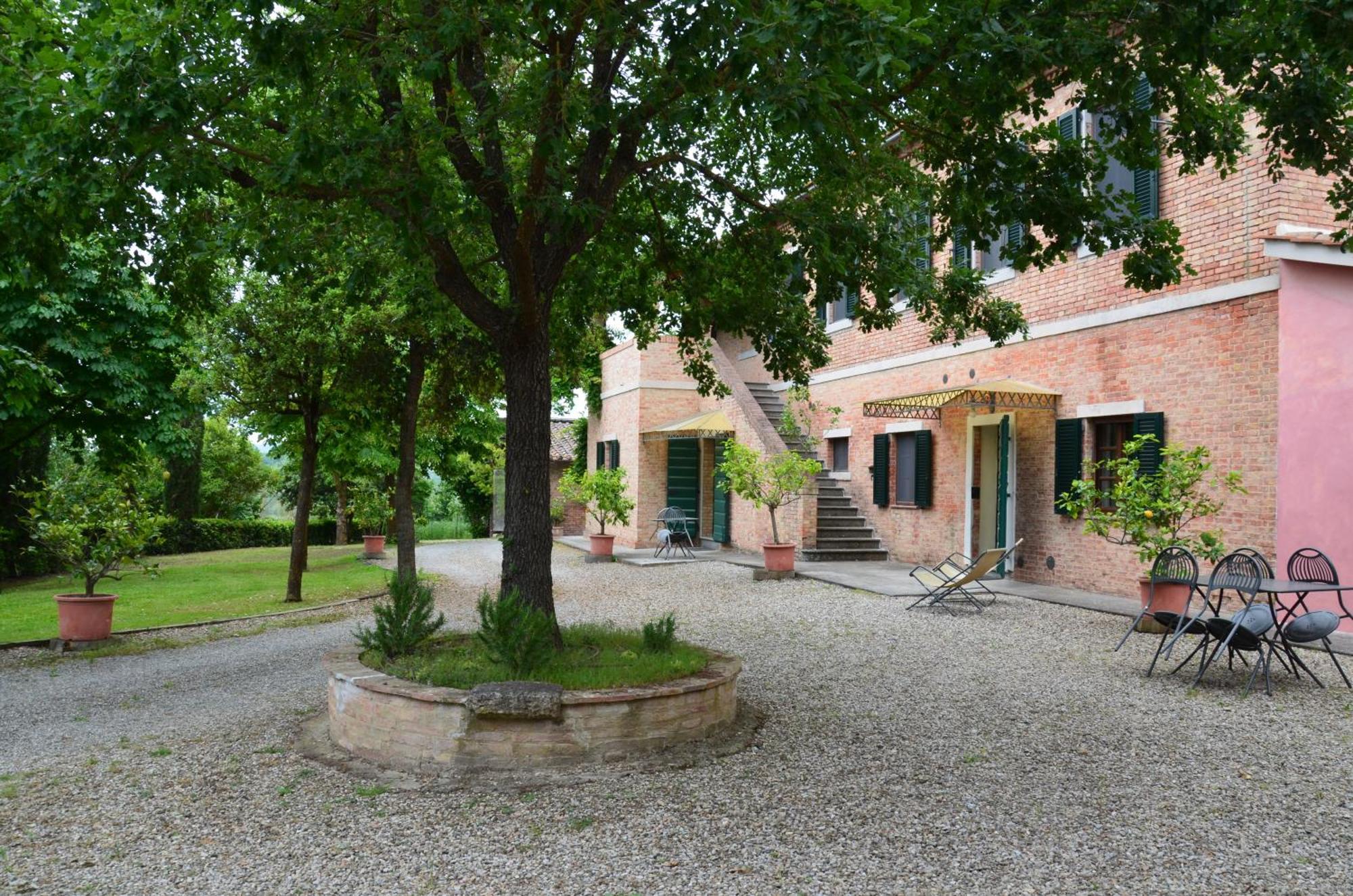 Agriturismo Sant'Alfredo Monteroni dʼArbia Εξωτερικό φωτογραφία